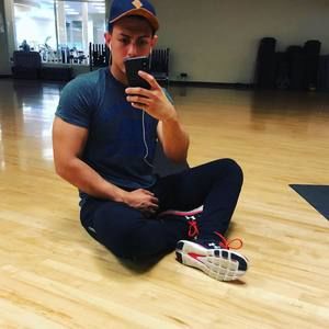 Meet your Posher, Alejandro